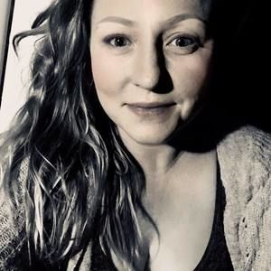 Meet your Posher, Carrie